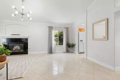 6616 Eskridge Way, Elk Grove, CA 95758 - Photo 9