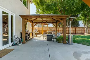 934 Fallbrook Ct, Escalon, CA 95320 - Photo 41