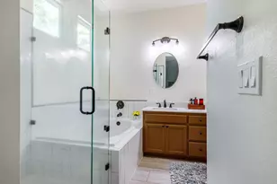 934 Fallbrook Ct, Escalon, CA 95320 - Photo 29