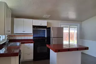 3828 San Novado Wy, North Highlands, CA 95660 - Photo 3