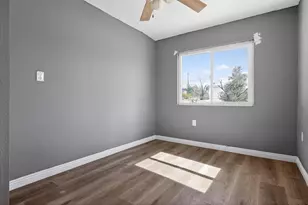 73562 NE Desert Trail Dr, Twentynine Palms, CA 92277 - Photo 13