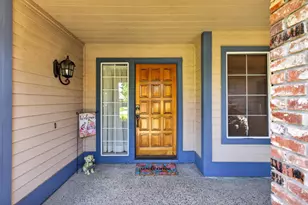 11540 Bear Valley Ct, Gold River, CA 95670 - Photo 5