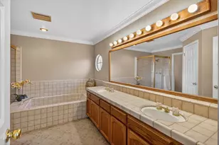 11540 Bear Valley Ct, Gold River, CA 95670 - Photo 55