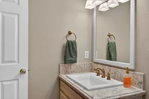 11540 Bear Valley Ct, Gold River, CA 95670 - Photo 39