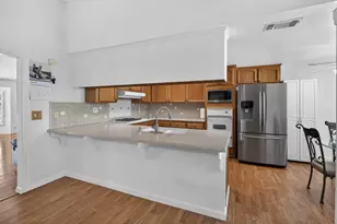 6327 Laguna Villa Way, Elk Grove, CA 95758 - Photo 15
