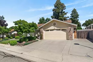 6327 Laguna Villa Way, Elk Grove, CA 95758 - Photo 1