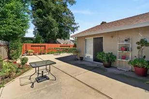 6327 Laguna Villa Way, Elk Grove, CA 95758 - Photo 41