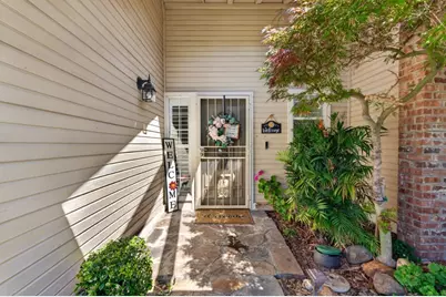 6327 Laguna Villa Way, Elk Grove, CA 95758 - Photo 7