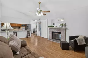 6327 Laguna Villa Way, Elk Grove, CA 95758 - Photo 13
