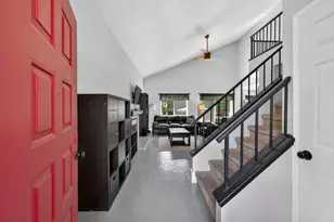 153 Creekside Cir, Sacramento, CA 95823 - Photo 3