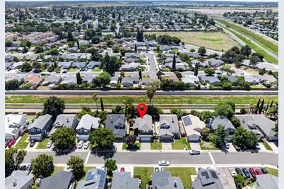 153 Creekside Circle, Sacramento, CA 95823 - Photo 47