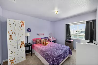 153 Creekside Circle, Sacramento, CA 95823 - Photo 31