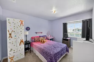 153 Creekside Cir, Sacramento, CA 95823 - Photo 31