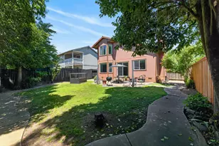 153 Creekside Cir, Sacramento, CA 95823 - Photo 39