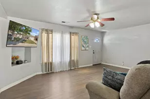 651 Pine St, Manteca, CA 95336 - Photo 19
