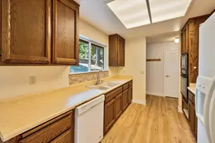 5531 Begonia Dr, Pollock Pines, CA 95726 - Photo 9