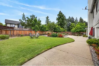 5112 Laguna Woods Dr, Elk Grove, CA 95758 - Photo 57
