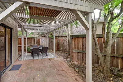 2084 University Park Drive, Sacramento, CA 95825 - Photo 37