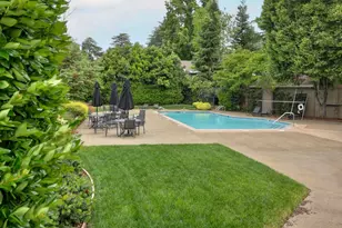 2084 University Park Dr, Sacramento, CA 95825 - Photo 41