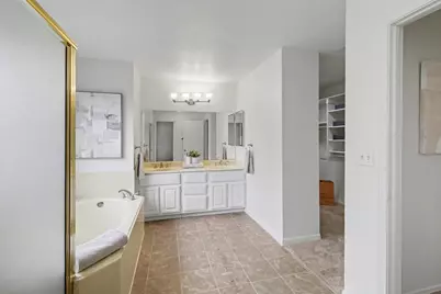2084 University Park Drive, Sacramento, CA 95825 - Photo 29