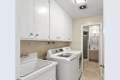 380 Wilhaggin Drive, Sacramento, CA 95864 - Photo 41