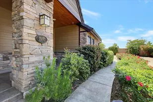 1990 Cobblestone Ct, Yuba City, CA 95993 - Photo 9