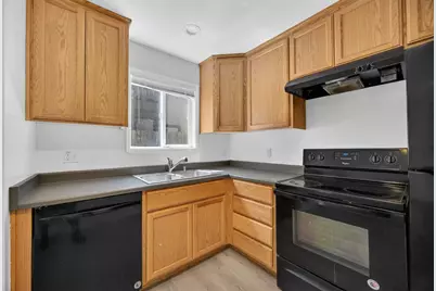 2205 15th Avenue, Sacramento, CA 95822 - Photo 27