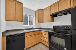 2205 15th Ave, Sacramento, CA 95822 - Photo 27