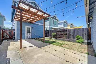 132 Ivy Street, Roseville, CA 95678 - Photo 29