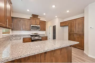 132 Ivy Street, Roseville, CA 95678 - Photo 11