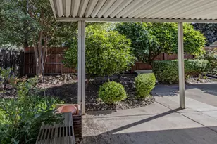 1618 Oakwood Dr, Modesto, CA 95350 - Photo 31