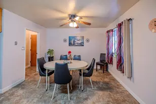 1618 Oakwood Dr, Modesto, CA 95350 - Photo 9