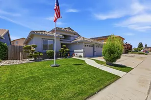 1008 Piermont Way, Galt, CA 95632 - Photo 3