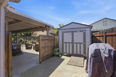 1008 Piermont Way, Galt, CA 95632 - Photo 39
