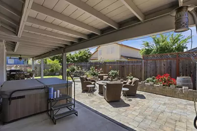 1008 Piermont Way, Galt, CA 95632 - Photo 37