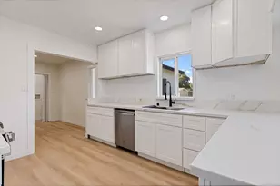 3127 Valencia Way, Sacramento, CA 95825 - Photo 11