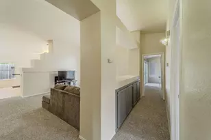 8515 Gibbs Way, Sacramento, CA 95823 - Photo 17