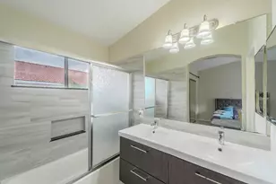 8515 Gibbs Way, Sacramento, CA 95823 - Photo 21