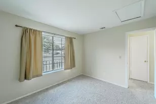 8515 Gibbs Way, Sacramento, CA 95823 - Photo 23