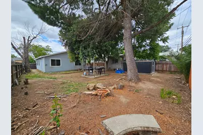 2310 Fairfield Street, Sacramento, CA 95815 - Photo 13