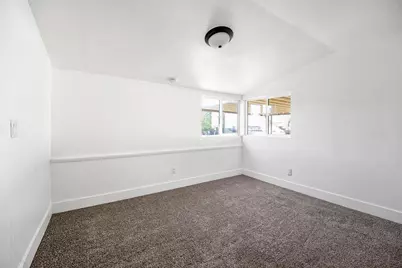 124 W Florinda Street, Hanford, CA 93230 - Photo 29