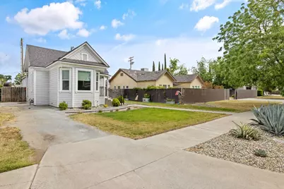 124 W Florinda Street, Hanford, CA 93230 - Photo 5