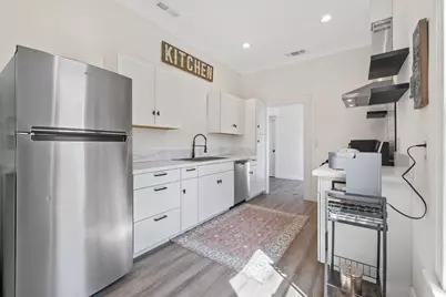 124 W Florinda Street, Hanford, CA 93230 - Photo 23