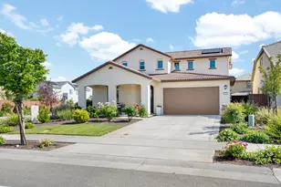 2301 Sierra Village Dr, Roseville, CA 95747 - Photo 3