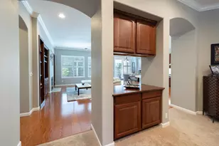 220 Cashman Cir, Sacramento, CA 95835 - Photo 9