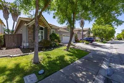 220 Cashman Circle, Sacramento, CA 95835 - Photo 3