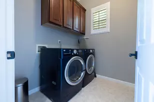 220 Cashman Cir, Sacramento, CA 95835 - Photo 37