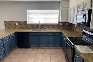 2500 Country Manor Dr, Riverbank, CA 95367 - Photo 17