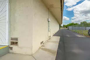 5047 Central Ave, Ceres, CA 95307 - Photo 17