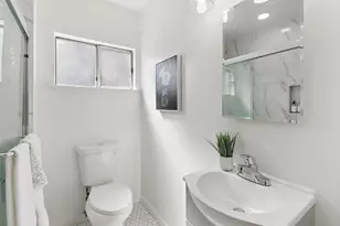 3728 62nd St, Sacramento, CA 95820 - Photo 19